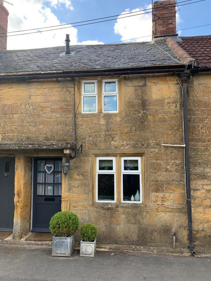 Cottage In The Heart Of Montacute Exterior photo